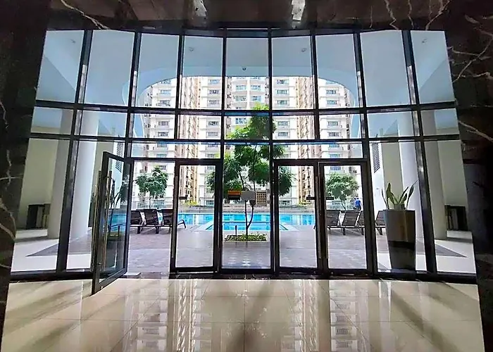 The Florence At Mckinley Hill