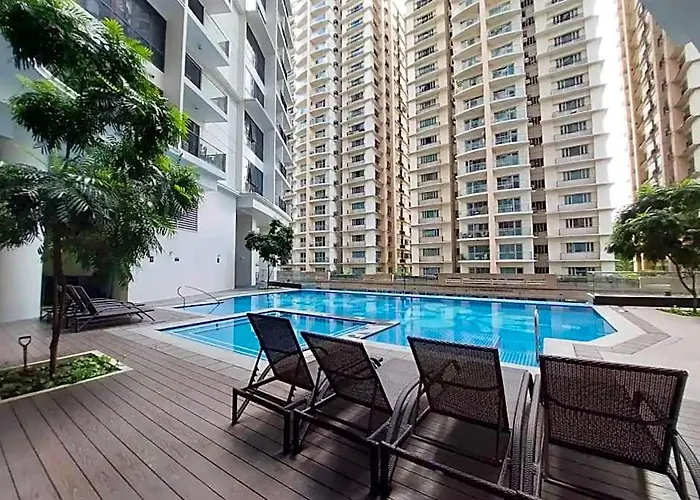 Hotel The Florence At Mckinley Hill