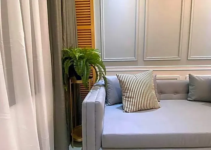 The Florence At Mckinley Hill