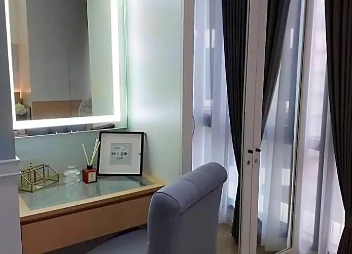 The Florence At Mckinley Hill 4*
